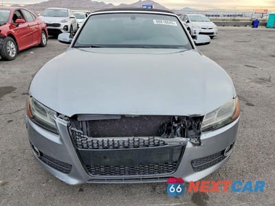 Piąte zdjęcie samochodu w środku: 2010 AUDI A5 PREMIUM PLUS VIN:WAUJFAFH5AN017478 - miniatura