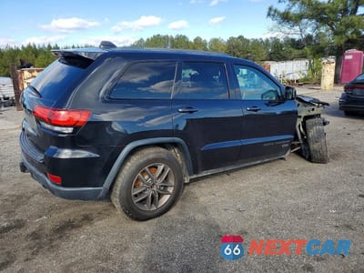 Trzecie zdjęcie samochodu z tyłu: 2016 JEEP GRAND CHEROKEE LAREDO VIN:1C4RJFAG4GC456935 - miniatura