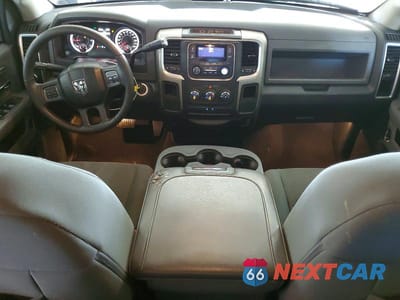 Zdjęcie 8 z 11 samochodu: 2013 RAM 1500 SLT VIN:1C6RR6GP4DS603859 - miniatura