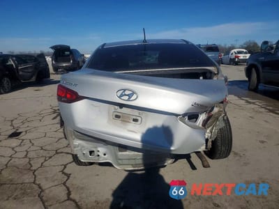 Zdjęcie 6 z 12 samochodu: 2018 HYUNDAI ACCENT SE VIN:3KPC24A36JE024545 - miniatura