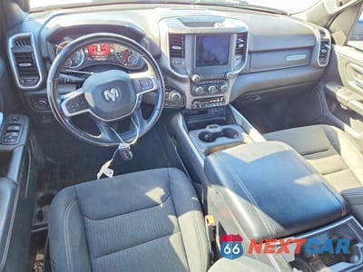 Zdjęcie 8 z 13 samochodu: 2021 RAM 1500 BIG HORN VIN:1C6SRFFT9MN548064 - miniatura