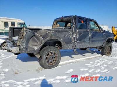 Trzecie zdjęcie samochodu z tyłu: 2005 FORD F350 SRW SUPER DUTY VIN:1FTWW31P25EB98550 - miniatura