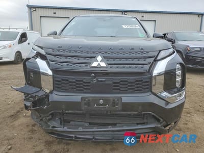 Piąte zdjęcie samochodu w środku: 2024 MITSUBISHI OUTLANDER SE VIN:JA4J4VA8XRZ027378 - miniatura