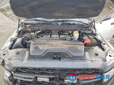 Zdjęcie 11 z 12 samochodu: 2020 RAM 5500 FLATBED TRUCK VIN:3C7WRNEL5LG305044 - miniatura