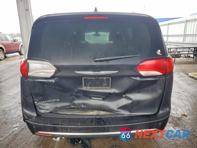 Zdjęcie 6 z 13 samochodu: 2020 CHRYSLER PACIFICA TOURING L VIN:2C4RC1BG7LR277009 - miniatura