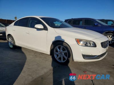 Czwarte zdjęcie samochodu z boku: 2014 VOLVO S60 T5 VIN:YV1612FS9E2294614 - miniatura