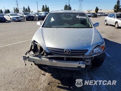 Piąte zdjęcie samochodu w środku: 2002 TOYT CAMRY LE VIN:JTDBF30K620005894 - miniatura