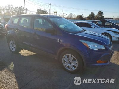 Czwarte zdjęcie samochodu z boku: 2015 FORD ESCAPE S VIN:1FMCU0F73FUB11595 - miniatura