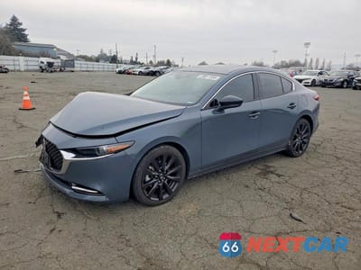 2022 MAZDA 3 3MZBPBAY8NM309933 - główne zdjęcie licytacji z USA - miniatura