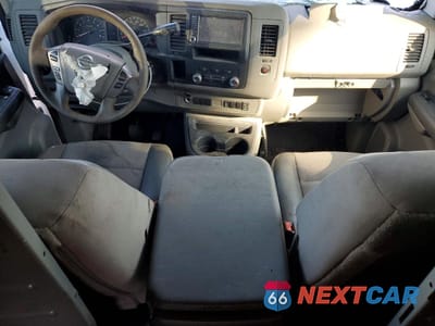 Zdjęcie 8 z 13 samochodu: 2019 NISSAN NV 1500 S VIN:1N6BF0KM0KN809511 - miniatura