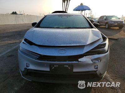 Piąte zdjęcie samochodu w środku: 2024 TOYOTA PRIUS LE VIN:JTDACAAU2R3015629 - miniatura