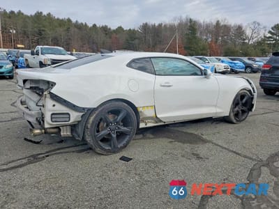 Trzecie zdjęcie samochodu z tyłu: 2018 CHEVROLET CAMARO LT VIN:1G1FB1RS7J0117907 - miniatura