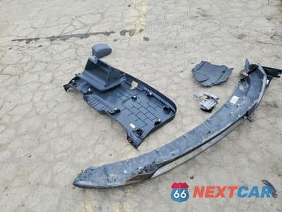 Zdjęcie 13 z 14 samochodu: 2025 FORD EXPLORER ACTIVE VIN:1FMUK8DH4SGB57837 - miniatura
