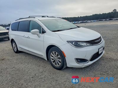 Czwarte zdjęcie samochodu z boku: 2017 CHRYSLER PACIFICA TOURING L VIN:2C4RC1BG6HR608265 - miniatura