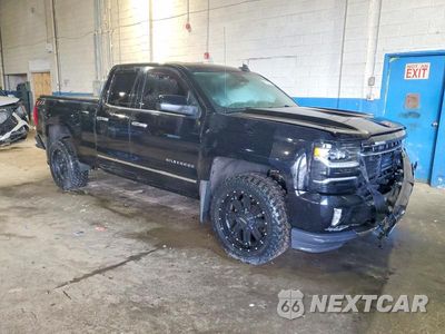 Czwarte zdjęcie samochodu z boku: 2018 CHEVROLET SILVERADO K1500 LTZ VIN:1GCVKSEC5JZ205972 - miniatura