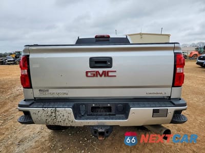 Zdjęcie 6 z 11 samochodu: 2018 GMC SIERRA K2500 DENALI VIN:1GT12UEY3JF161221 - miniatura