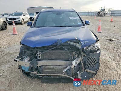 Piąte zdjęcie samochodu w środku: 2018 BMW X1 SDRIVE28I VIN:WBXHU7C34J5L06468 - miniatura