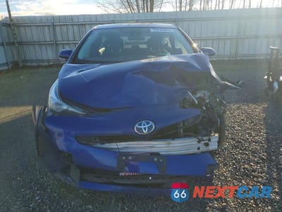 Piąte zdjęcie samochodu w środku: 2018 TOYOTA PRIUS TWO VIN:JTDKBRFU4J3076175 - miniatura