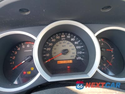 Zdjęcie 9 z 13 samochodu: 2011 TOYOTA TACOMA VIN:5TFNX4CN4BX002909 - miniatura