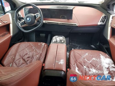 Zdjęcie 8 z 13 samochodu: 2024 BMW IX XDRIVE50 VIN:WB523CF02RCP02773 - miniatura