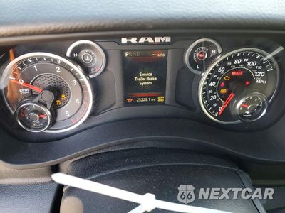 Zdjęcie 8 z 10 samochodu: 2024 RAM 3500 TRADESMAN VIN:3C63RRGL1RG155776 - miniatura