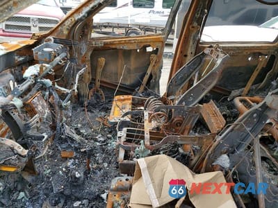 Zdjęcie 7 z 11 samochodu: 2022 RAM 2500 UTILITY / SERVICE TRUCK VIN:3C7WR5HJ8NG213777 - miniatura