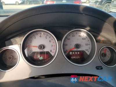 Zdjęcie 9 z 12 samochodu: 2009 VOLKSWAGEN ROUTAN SEL PREMIUM VIN:2V8HW64X19R543991 - miniatura