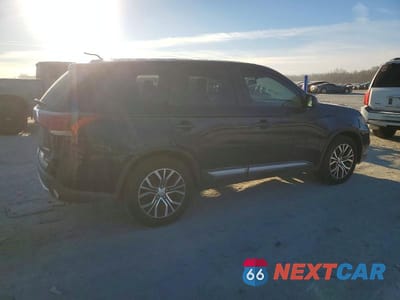Trzecie zdjęcie samochodu z tyłu: 2016 MITSUBISHI OUTLANDER ES VIN:JA4AD2A39GZ008319 - miniatura