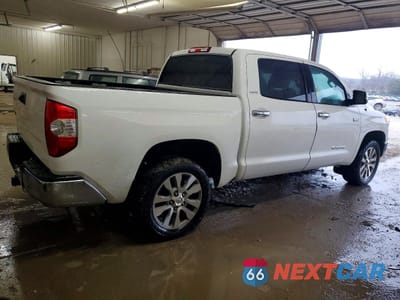 Trzecie zdjęcie samochodu z tyłu: 2016 TOYOTA TUNDRA LIMITED VIN:5TFHW5F10GX555580 - miniatura