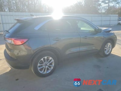 Trzecie zdjęcie samochodu z tyłu: 2020 FORD ESCAPE SE VIN:1FMCU0G64LUA67110 - miniatura