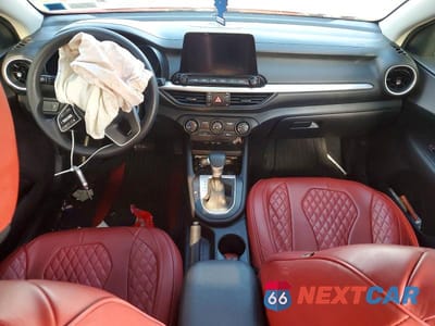 Zdjęcie 8 z 11 samochodu: 2024 KIA FORTE LX VIN:3KPF24AD3RE763311 - miniatura