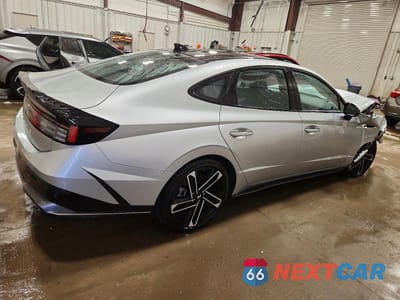 Trzecie zdjęcie samochodu z tyłu: 2025 HYUNDAI SONATA N LINE VIN:KMHL54JC6SA450923 - miniatura