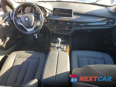 Zdjęcie 8 z 13 samochodu: 2016 BMW X5 XDR40E VIN:5UXKT0C53G0S78469 - miniatura
