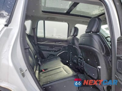 Zdjęcie 11 z 13 samochodu: 2023 JEEP GRAND CHEROKEE LIMITED 4XE VIN:1C4RJYB66PC595921 - miniatura