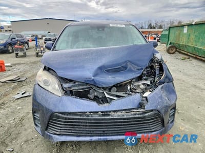 Piąte zdjęcie samochodu w środku: 2018 TOYOTA SIENNA LE VIN:5TDKZ3DC0JS945758 - miniatura