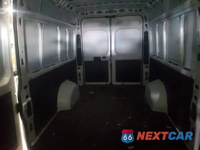 Zdjęcie 10 z 12 samochodu: 2023 RAM PROMASTER 3500 DELIVERY VAN VIN:3C6MRVJG4PE537124 - miniatura