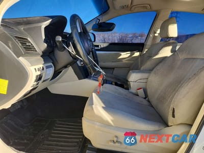 Zdjęcie 7 z 13 samochodu: 2011 SUBARU LEGACY 2.5I PREMIUM VIN:4S3BMBB64B3219796 - miniatura