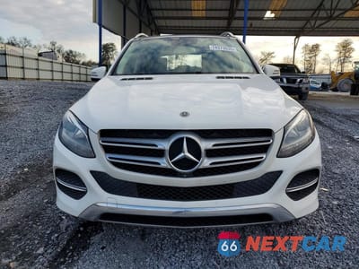 Piąte zdjęcie samochodu w środku: 2018 MERCEDES-BENZ GLE 350 VIN:4JGDA5JBXJB138898 - miniatura