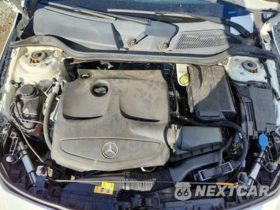 Zdjęcie 11 z 12 samochodu: 2018 MERCEDES-BENZ CLA 250 VIN:WDDSJ4EB5JN524245 - miniatura
