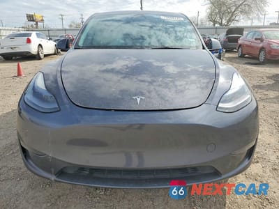 Piąte zdjęcie samochodu w środku: 2022 TESLA MODEL Y VIN:7SAYGDEE2NF534168 - miniatura