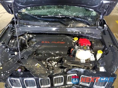 Zdjęcie 12 z 14 samochodu: 2019 JEEP COMPASS LIMITED VIN:3C4NJDCB4KT683401 - miniatura
