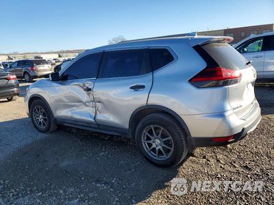 Drugie zdjęcie samochodu z przodu: 2017 NISSAN ROGUE S VIN:5N1AT2MT7HC843582 - miniatura