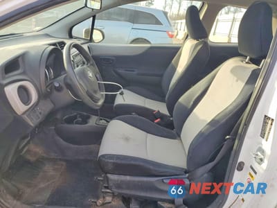 Zdjęcie 7 z 12 samochodu: 2012 TOYOTA YARIS VIN:JTDJTUD35CD541436 - miniatura