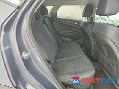 Zdjęcie 10 z 12 samochodu: 2021 HYUNDAI TUCSON SE VIN:KM8J2CA42MU365985 - miniatura
