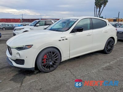 2023 MASERATI LEVANTE MODENA ZN661YUM2PX411502 - główne zdjęcie licytacji z USA - miniatura