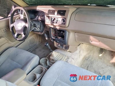 Zdjęcie 8 z 11 samochodu: 1998 NISS FRONTIER KING CAB VIN:1N6DD26S9WC391244 - miniatura