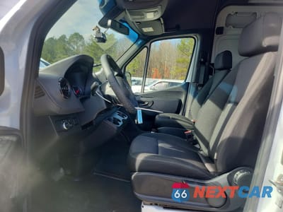 Zdjęcie 7 z 15 samochodu: 2025 MERCEDES-BENZ SPRINTER 2500 VIN:W1Y4KCHYXST228897 - miniatura