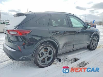 Trzecie zdjęcie samochodu z tyłu: 2025 FORD ESCAPE ST LINE VIN:1FMCU9MN0SUA71167 - miniatura