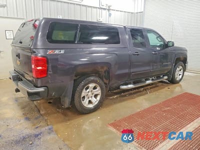 Trzecie zdjęcie samochodu z tyłu: 2015 CHEVROLET SILVERADO K1500 LT VIN:1GCVKRECXFZ361117 - miniatura