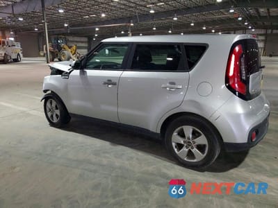 Drugie zdjęcie samochodu z przodu: 2017 KIA SOUL VIN:KNDJN2A27H7480266 - miniatura